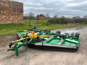 NOW SOLD  Major 4.9m Eagle Wing Mower