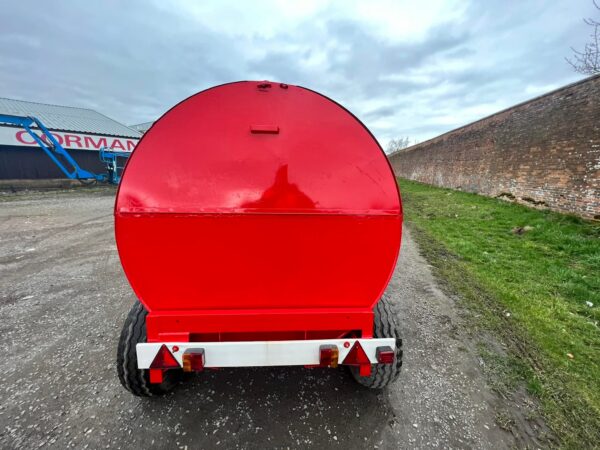NOW SOLD  2000 Litre Slow Tow Bowser With New 12 Volt Pump - Image 7