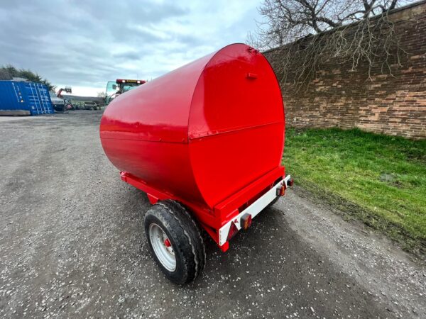 NOW SOLD  2000 Litre Slow Tow Bowser With New 12 Volt Pump - Image 8