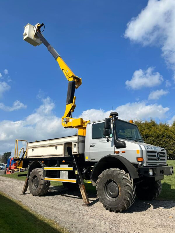 NOW SOLD Mercedes Unimog  Versalift Access Platform - Image 2