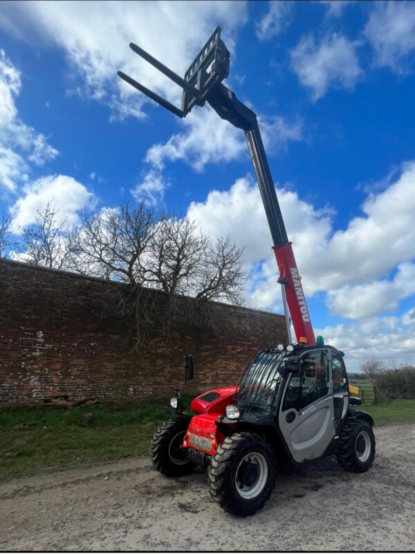 NOW SOLD 2018 Manitou MT635 H Comfort Telehandler - Image 3