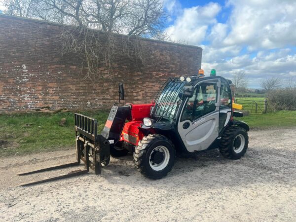 NOW SOLD 2018 Manitou MT635 H Comfort Telehandler