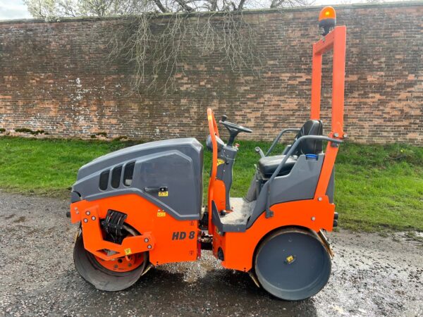 NOW SOLD Hamm Twin Drum Vibrating Roller HD8 VV80  369 Hours - Image 5