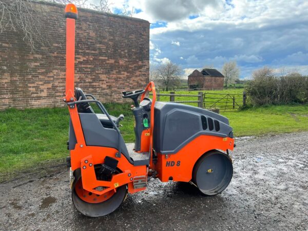 NOW SOLD Hamm Twin Drum Vibrating Roller HD8 VV80  369 Hours - Image 3