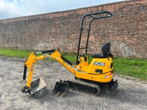 NOW SOLD  JCB 8008   Just 30 Hours