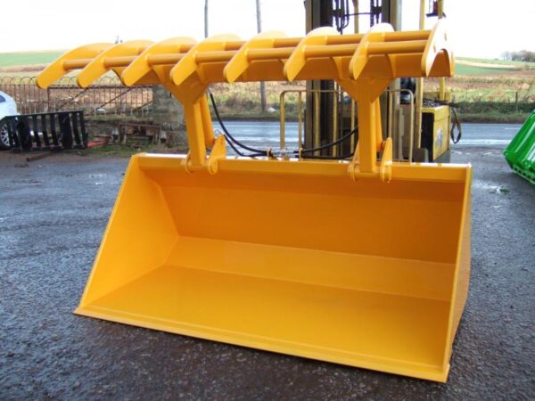 Waste Handling Bucket Grab - Image 4