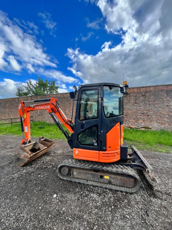 NOW SOLD 2018 Hitachi ZX26U-5A CR Mini Digger