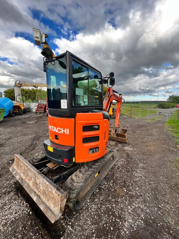NOW SOLD 2018 Hitachi ZX26U-5A CR Mini Digger - Image 7