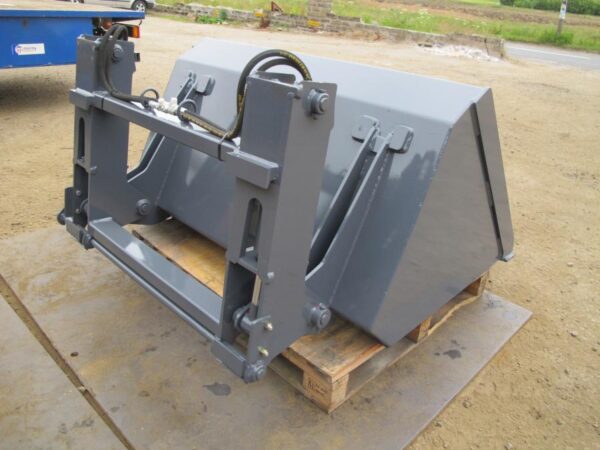 Fork Lift Hydraulic Tipping Bucket - Image 2