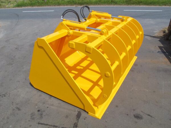 Waste Handling Bucket Grab - Image 2