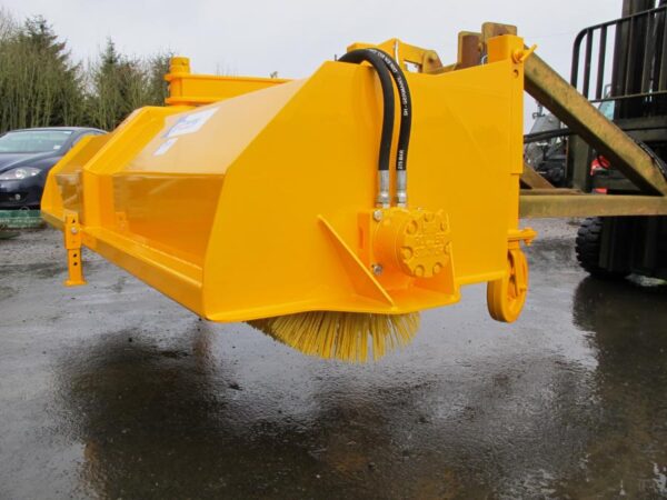 Road Sweeper - Image 5