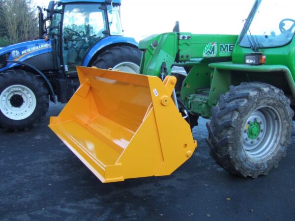 4 in 1 Bucket
