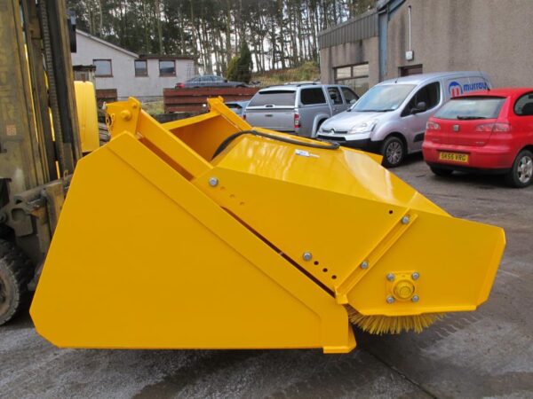 Bucket Brush - Image 2