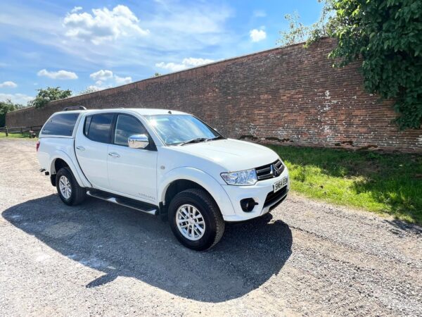 NOW SOLD  2015 Low Mileage Mitsubishi L200 Trojan Double Cab Pickup  - Image 3