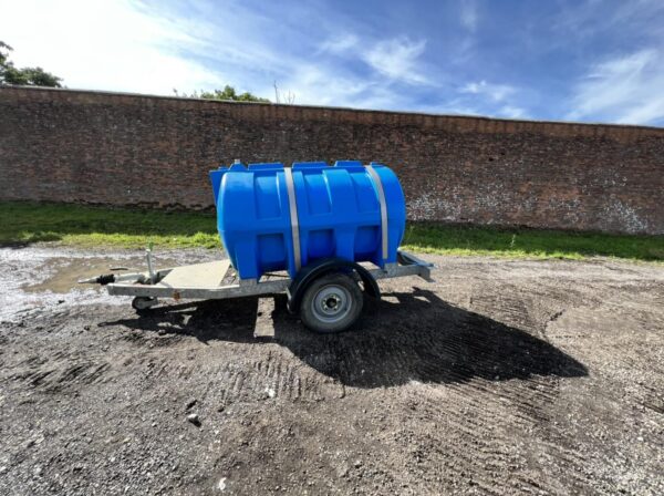 NOW SOLD 2150 Litre Water Bowser - Image 6