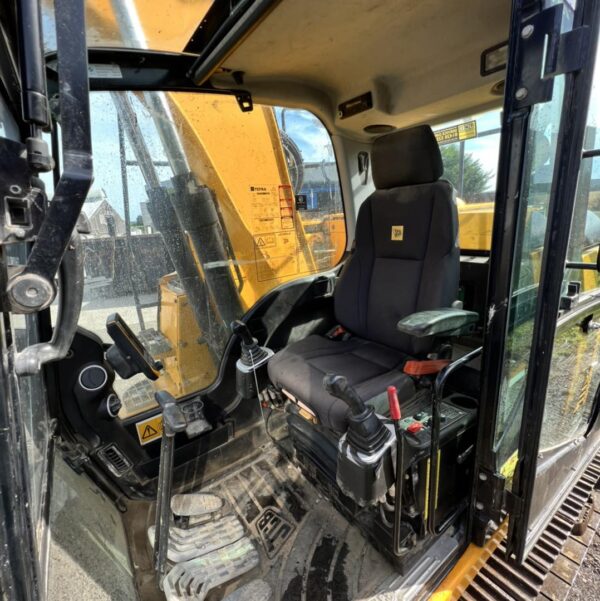 NOW SOLD - 2016 JCB JZ140 Excavator - Image 8