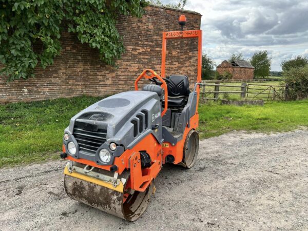 NOW SOLD 2016 Hamm HD8VV Twin Drum Vibrating Roller Low Hours