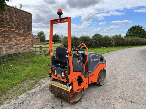 NOW SOLD 2016 Hamm HD8VV Twin Drum Vibrating Roller Low Hours - Image 6