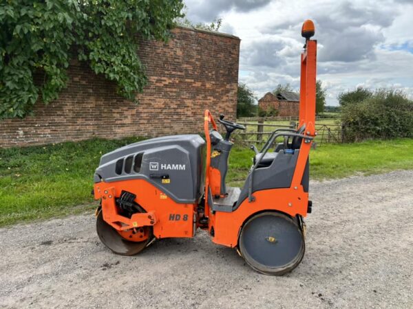 NOW SOLD 2016 Hamm HD8VV Twin Drum Vibrating Roller Low Hours - Image 7