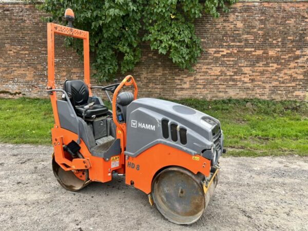 NOW SOLD 2016 Hamm HD8VV Twin Drum Vibrating Roller Low Hours - Image 4