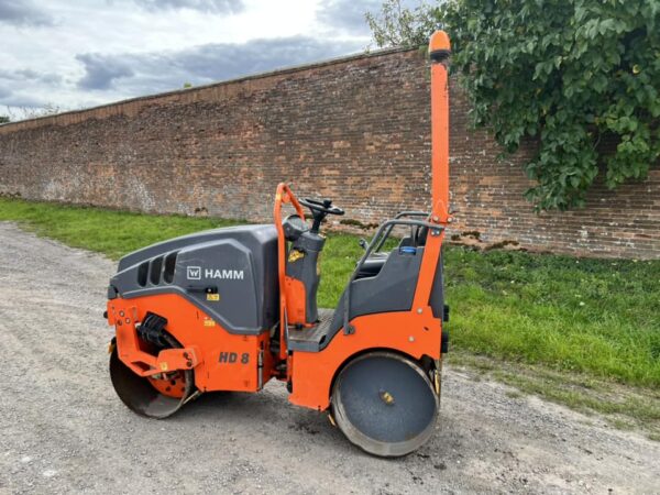 NOW SOLD 2016 Hamm HD8VV Twin Drum Vibrating Roller Low Hours - Image 3
