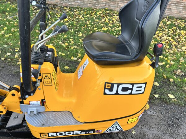NOW SOLD JCB 8008 Micro Digger  ONLY 39 HOURS FROM NEW !!! - Image 9