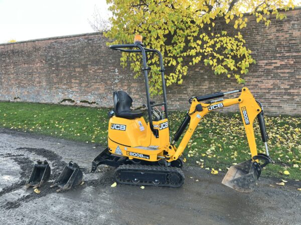 NOW SOLD JCB 8008 Micro Digger  ONLY 39 HOURS FROM NEW !!! - Image 11