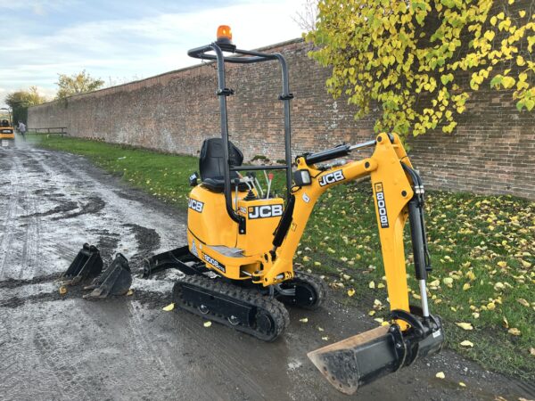 NOW SOLD JCB 8008 Micro Digger  ONLY 39 HOURS FROM NEW !!! - Image 12