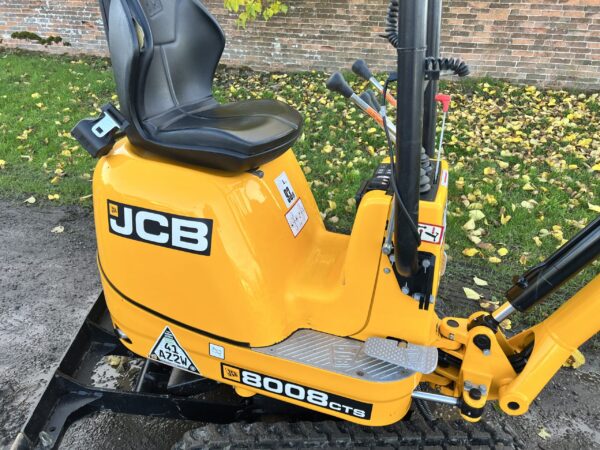 NOW SOLD JCB 8008 Micro Digger  ONLY 39 HOURS FROM NEW !!! - Image 14