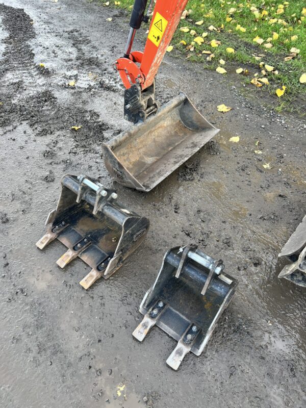 NOW SOLD 2021 Kubota 8008-3 Micro Digger - Image 9