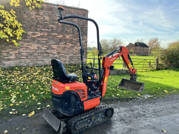 NOW SOLD 2021 Kubota 8008-3 Micro Digger - Image 12