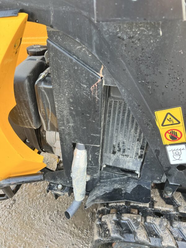 NOW SOLD 2021 JCB HTD-5 Tracked High Tip Dumper - Image 17
