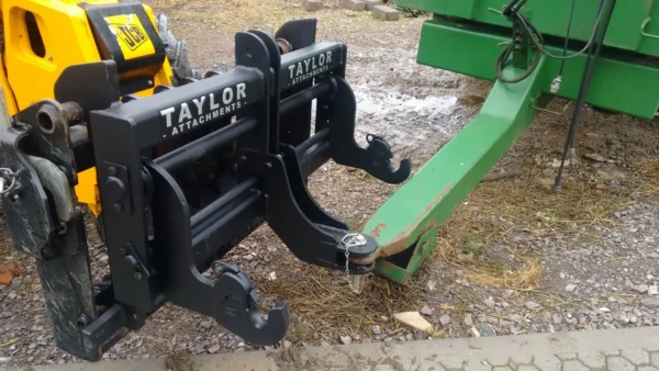 TAYLOR ATTACHMENTS THREE POINT LINKAGE  HEADSTOCK QUICK HITCH - Image 4