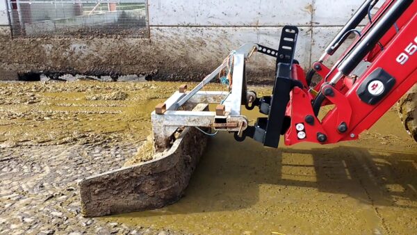 TAYLOR ATTACHEMENTS FLOATING YARD SCRAPER HEADSTOCK