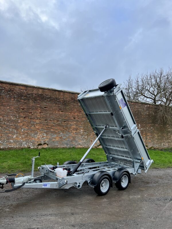 NOW SOLD NEW 2022 Ifor Williams TT3017 Twin Axle Electric Tipper Trailer - Image 2