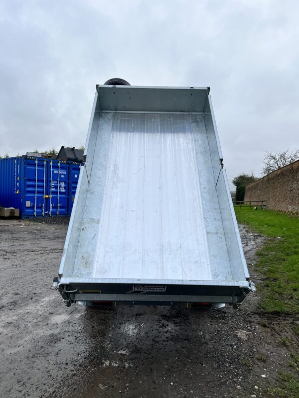 NOW SOLD NEW 2022 Ifor Williams TT3017 Twin Axle Electric Tipper Trailer - Image 12