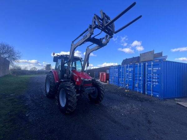 NOW SOLD  Massey 5613 C/W Loader & Hydraulic Pallet Tines No VAT ! - Image 10