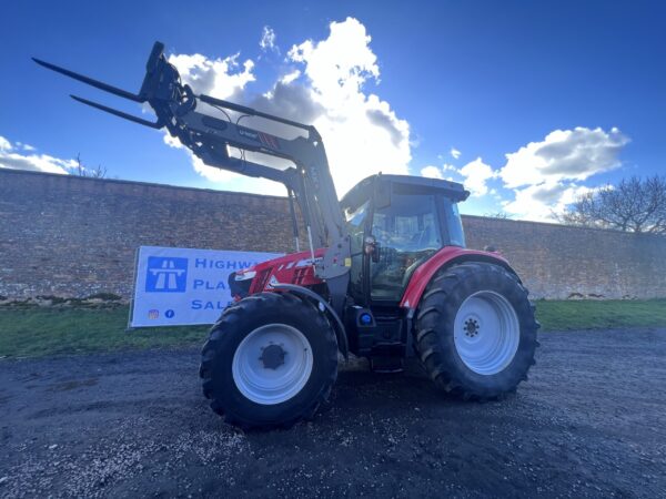 NOW SOLD  Massey 5613 C/W Loader & Hydraulic Pallet Tines No VAT ! - Image 5