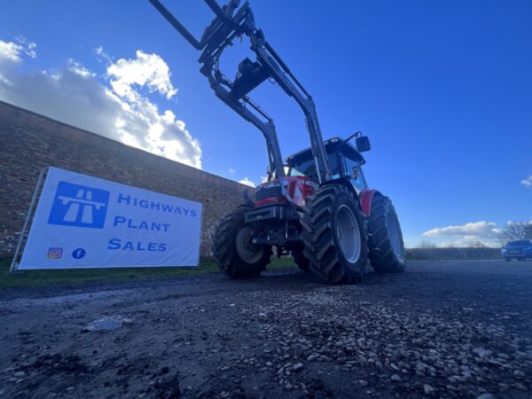 NOW SOLD  Massey 5613 C/W Loader & Hydraulic Pallet Tines No VAT ! - Image 16