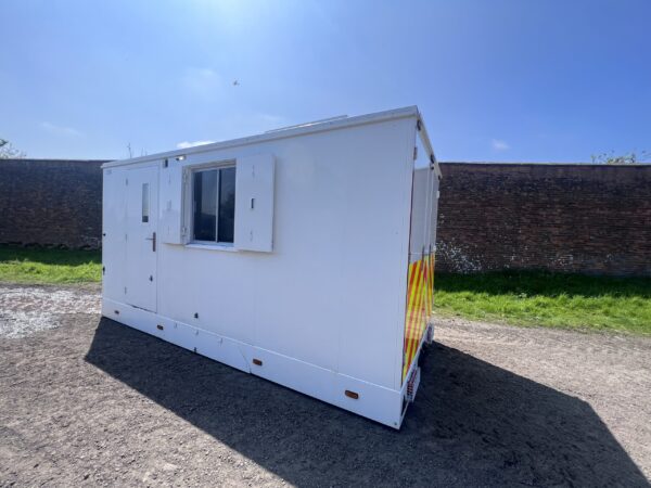NOW SOLD - Mobile Welfare Unit / Trailer - 6 Man Unused - Image 15