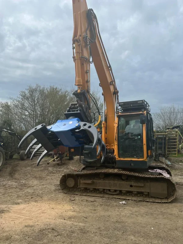 JB Equipment - Excavator Forestry Log Grab - Image 8