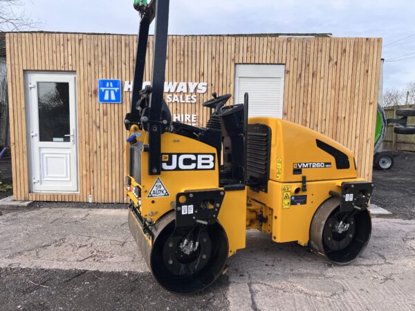 NOW SOLD - 2018 JCB VMT260-120 Double Drum Vibrating Roller - Image 10