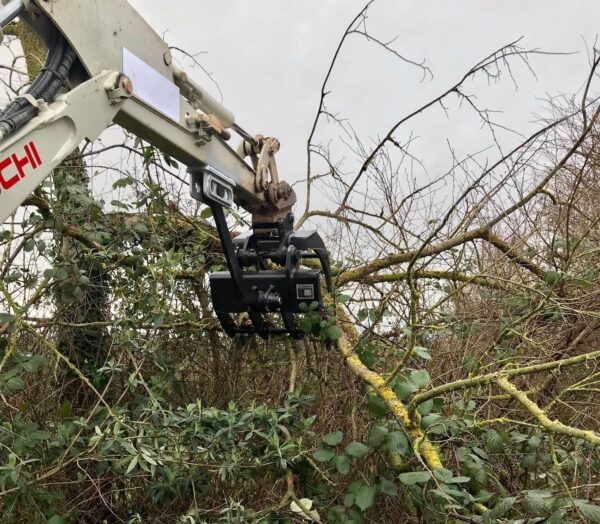 JB Equipment - Manual Excavator Grapple - Image 5