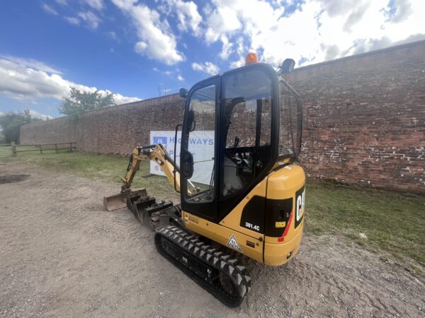 NOW SOLD - 2018 CAT 301.4  1.4 Ton Mini Digger Excavator - (Just 800 Hours !) - Image 10