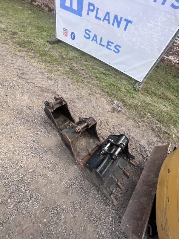 NOW SOLD - 2018 CAT 301.4  1.4 Ton Mini Digger Excavator - (Just 800 Hours !) - Image 7