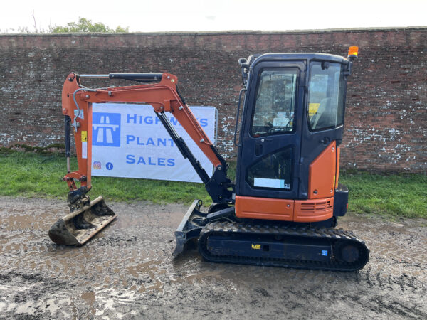NOW SOLD - 2021 Hitatchu ZX26U-6 (Just 800 Hours) - Image 7