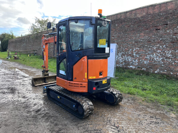 NOW SOLD - 2021 Hitatchu ZX26U-6 (Just 800 Hours) - Image 9