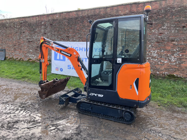 NOW SOLD - 2020 Doosan DX19  1.9 Ton Mini Digger Excavator  (Just 400 Hours !) - Image 19