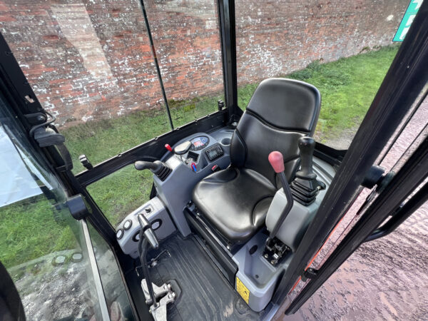NOW SOLD - 2020 Doosan DX19  1.9 Ton Mini Digger Excavator  (Just 400 Hours !) - Image 11
