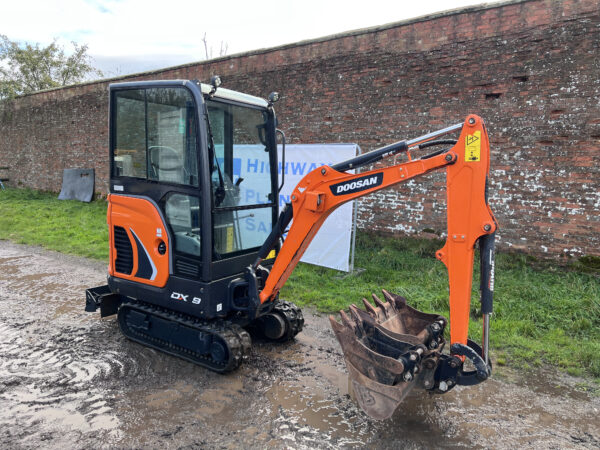 NOW SOLD - 2020 Doosan DX19  1.9 Ton Mini Digger Excavator  (Just 400 Hours !) - Image 15